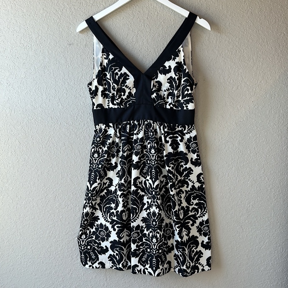 Ann‎ Taylor Loft Cocktail Dress Size 2